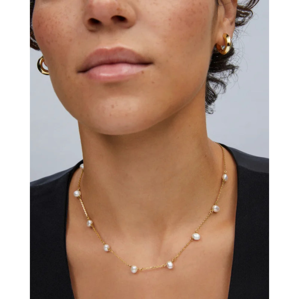 Kendra Scott White Pearl Leighton Gold Strand Necklace for Daily Wear