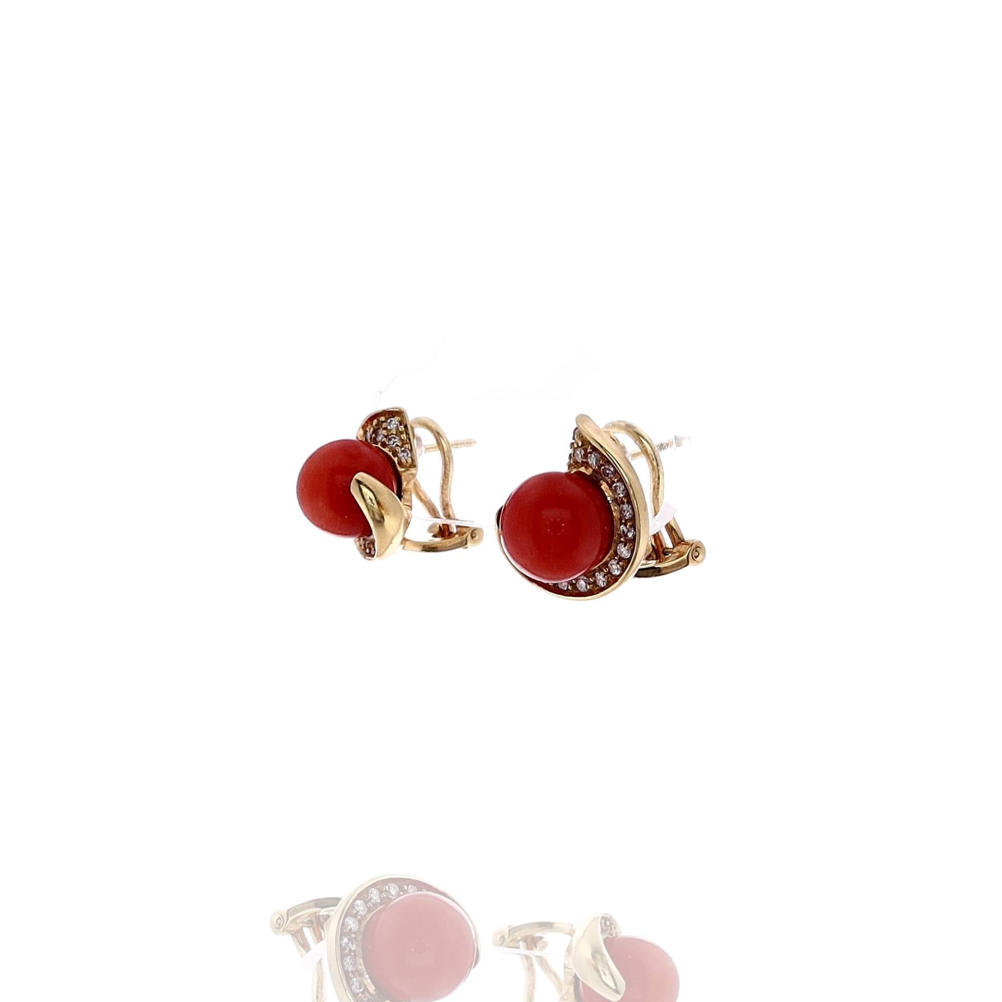 18k Yellow Gold Diamond & Coral Bead Pierced/Clip-on Earrings for Elegance