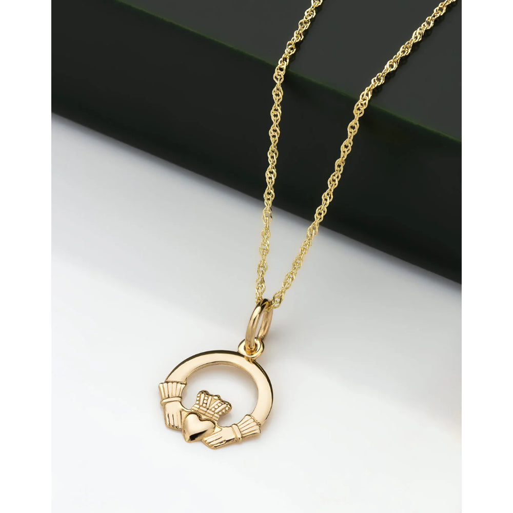 Exquisite 14k Gold Small Claddagh Design Pendant Necklace for Women