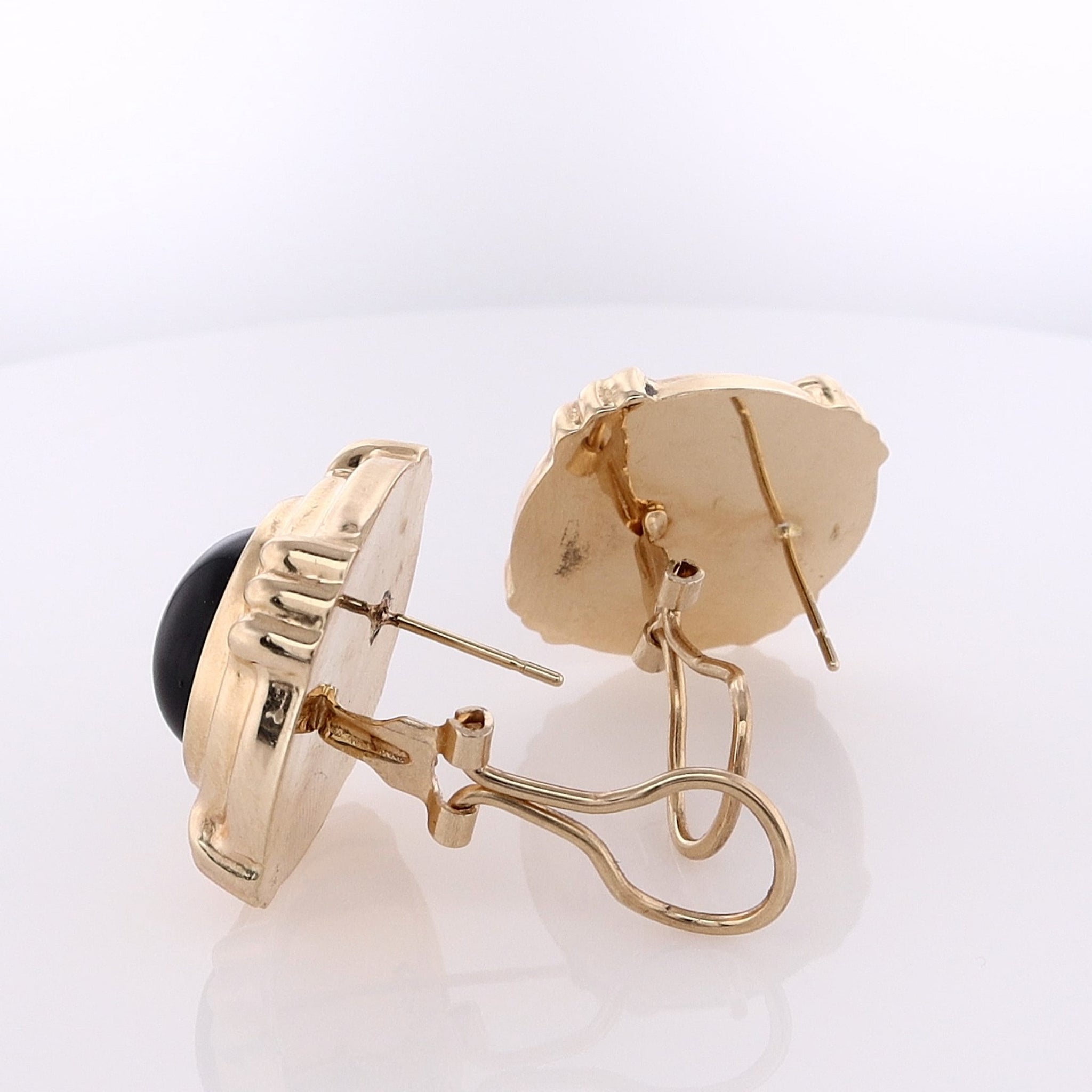 14k Yellow Gold Estate Stud Earrings with Cabochon Onyx Stones