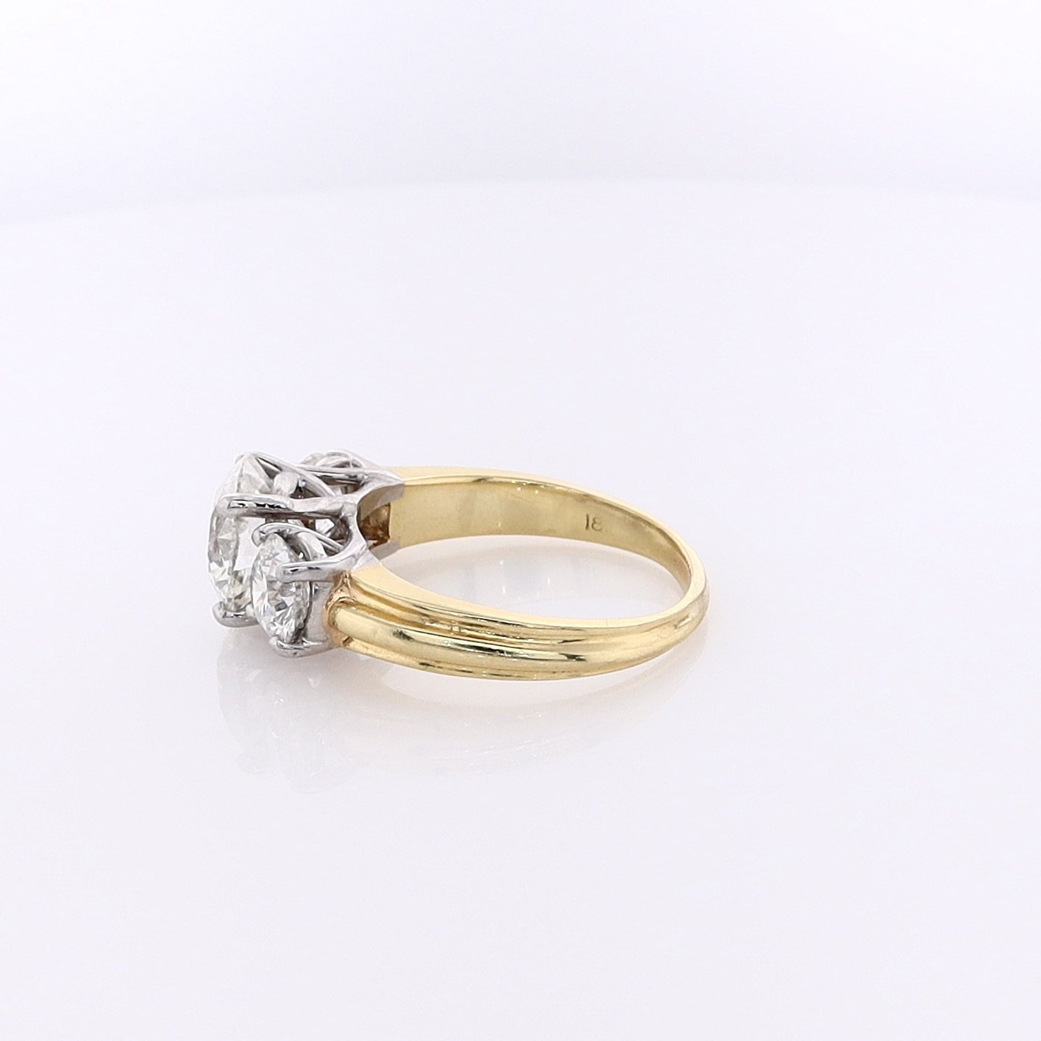 Exquisite Estate Lazare 18 Karat Yellow Gold and Platinum Trellis-Style Diamond Engagement Ring for Women