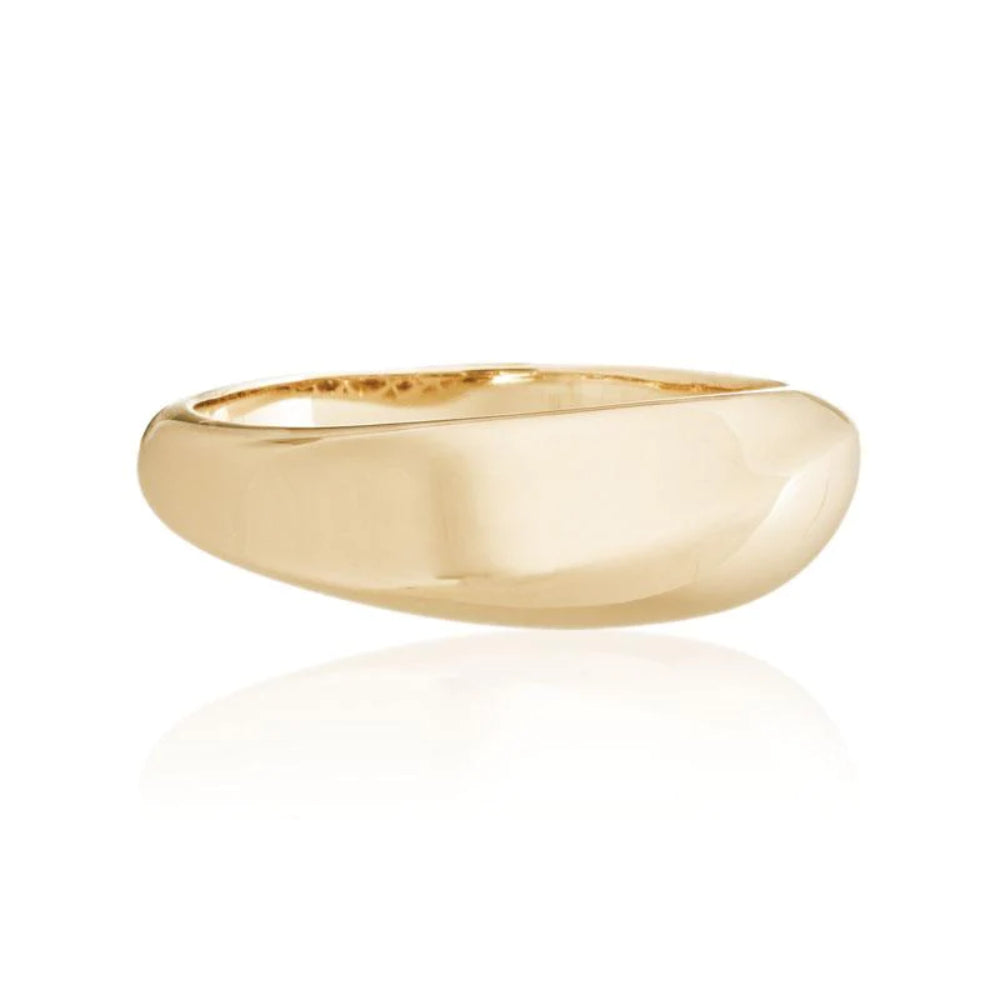 Exquisite 14k Yellow Gold Sculpted Juniper Ring for Stylish Wear